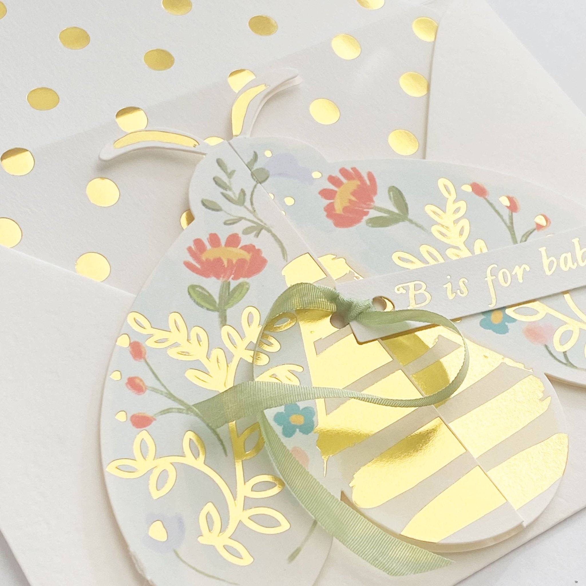 Carte de vœux Bee is for Baby - Goldybijoux
